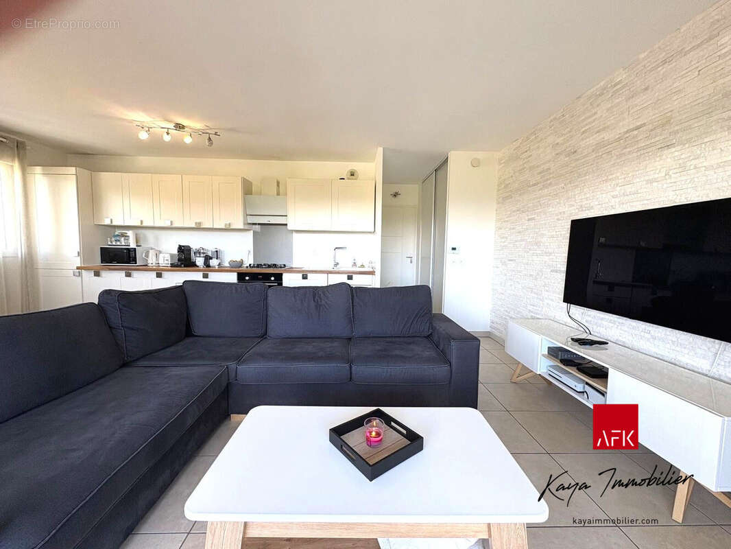 Appartement à CRANVES-SALES