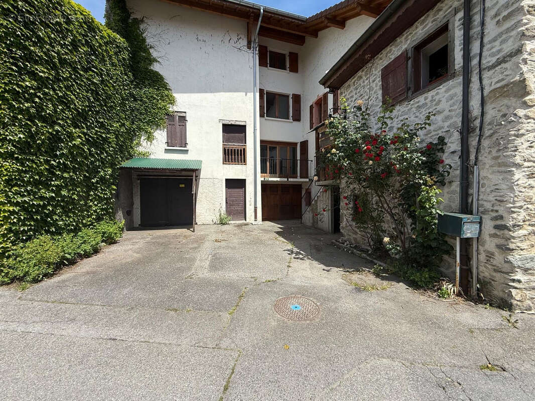 Maison à MACHILLY