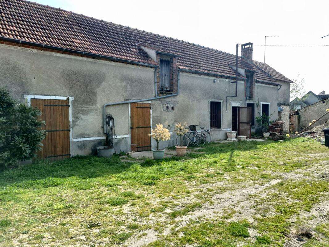 FERMETTE 70 m² avec une TRES BELLE GRANGE refaite a neuf - photo 12