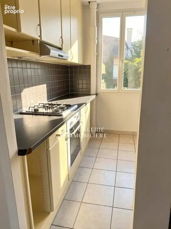 Appartement 47 m² à Suresnes  - photo 3