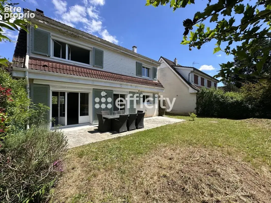 Maison 4 pièces 116 m² à vendre à Meyzieu (69330) - photo 4