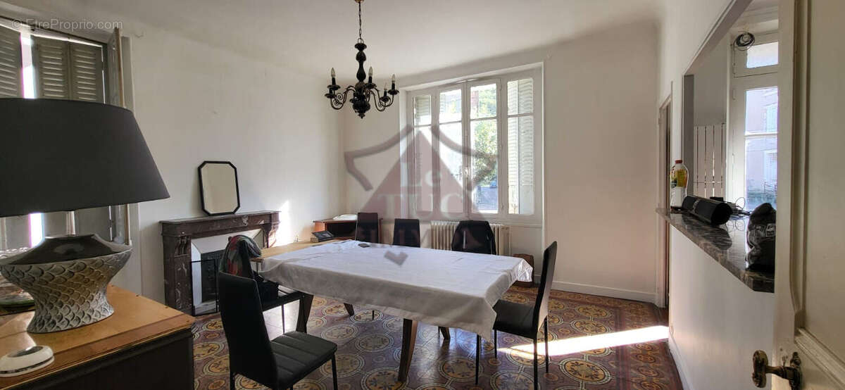 Maison à MOLIERES-SUR-CEZE