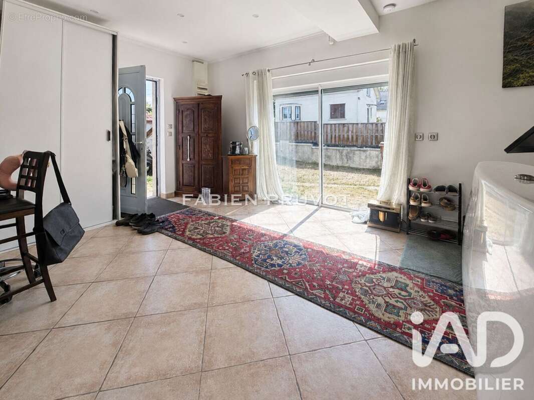 Maison 211 m² à Herblay  - photo 6