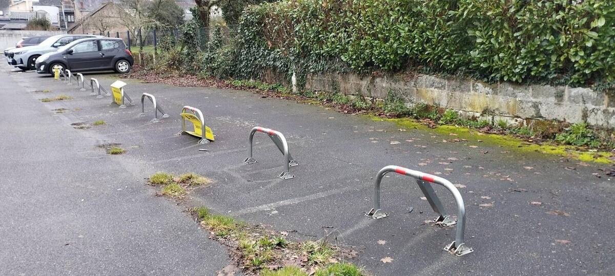 Photo 1 - Parking à LA CHAPELLE-SUR-ERDRE