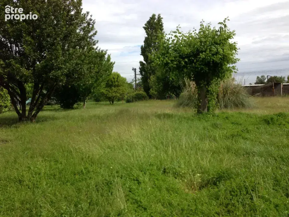 Terrain à SAINT-MARTIN-DU-BOIS