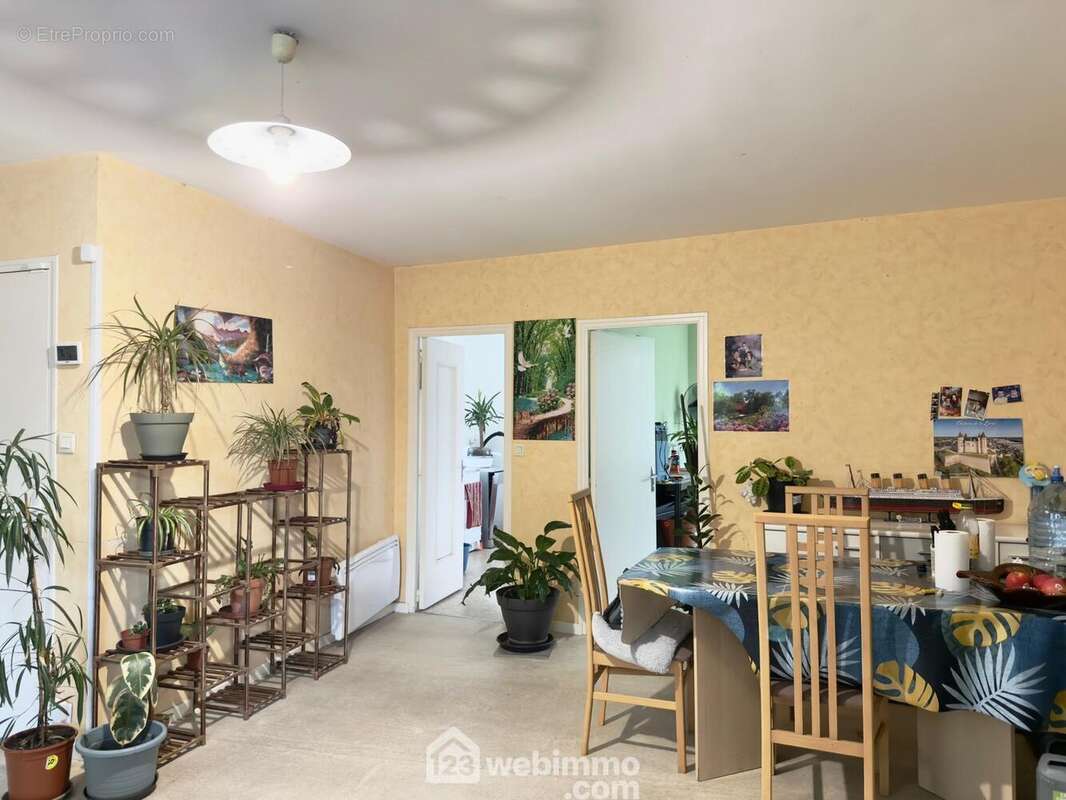 ? salle à manger ouverte... - Appartement à BEAUFORT-EN-VALLEE