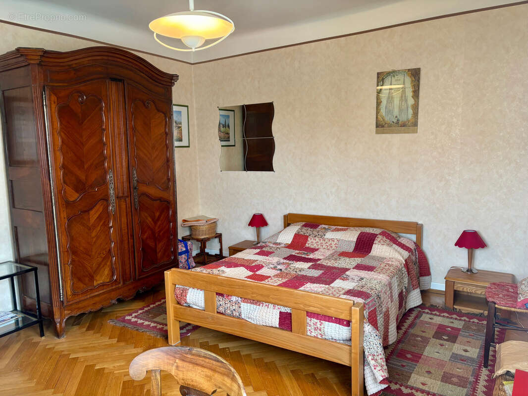MAISON Quartier Vacquinière - 163 m2 - 4 chambres - Jardin - Garage - photo 12