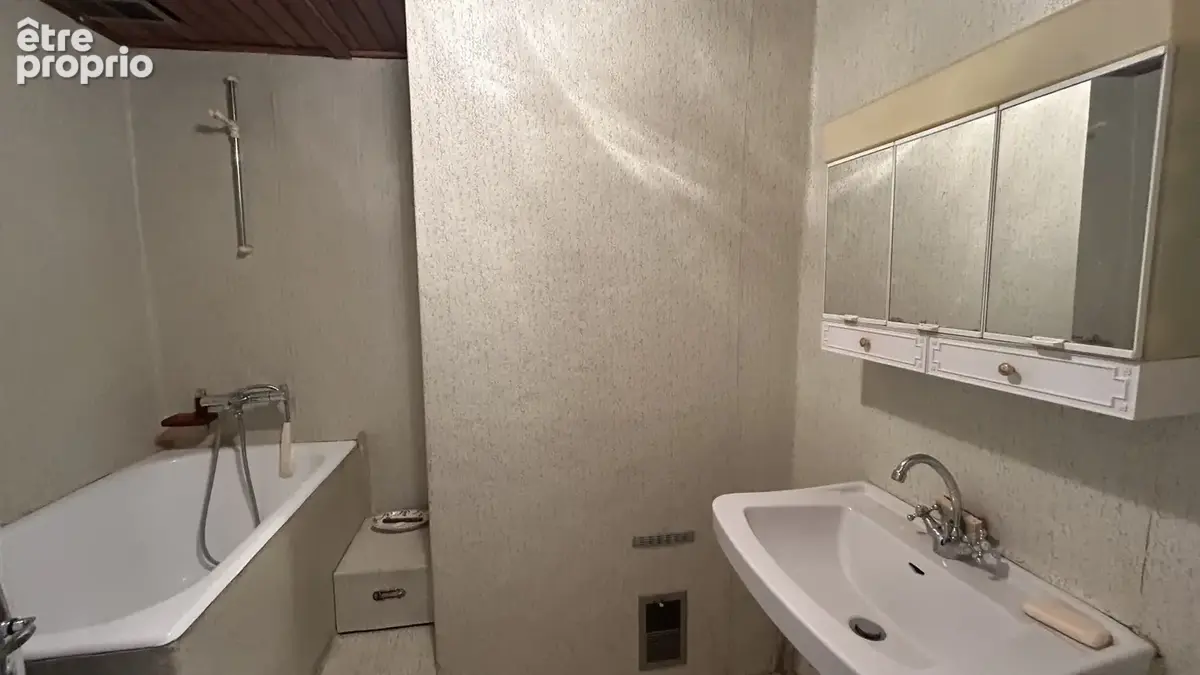 Maison de village avec cour - photo 13