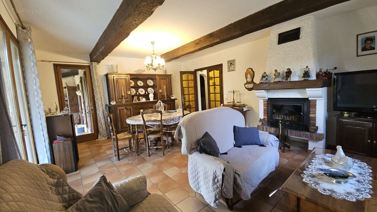 Maison à PEYMEINADE