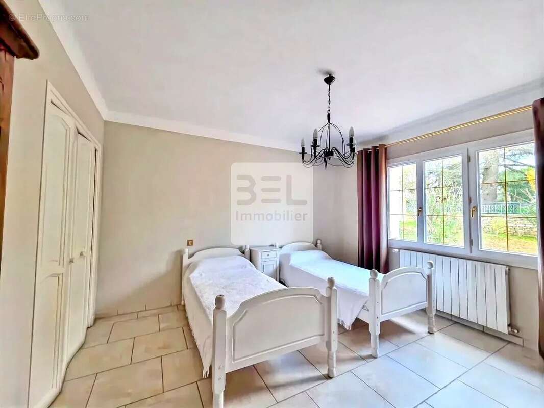 Maison à SAINT-PAULET-DE-CAISSON