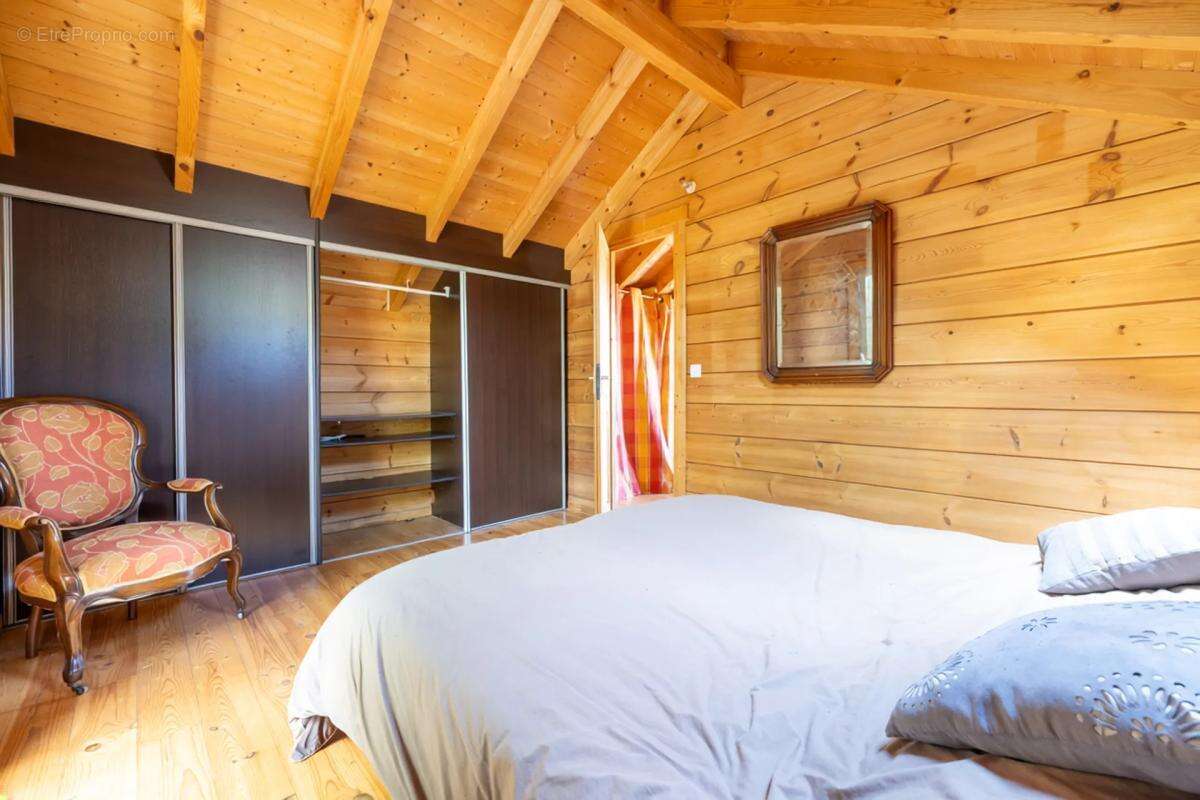 Charmant Chalet de 2 pièces 50 m² à Réau dans un environnement exceptionnel ! - photo 15