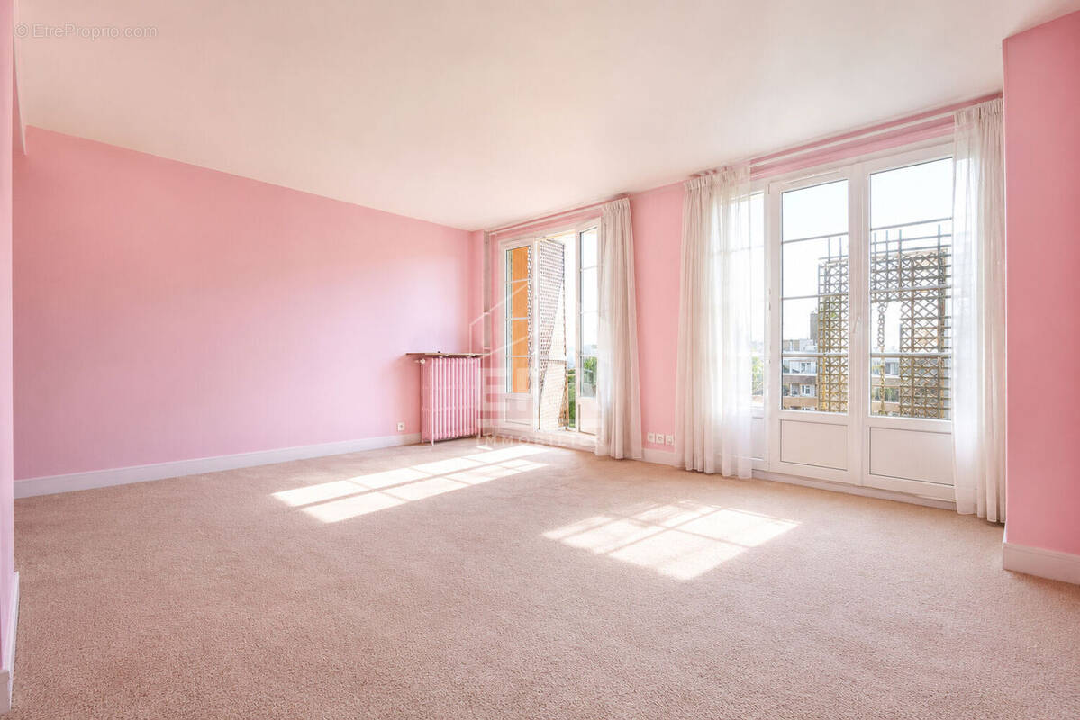 Appartement à ISSY-LES-MOULINEAUX