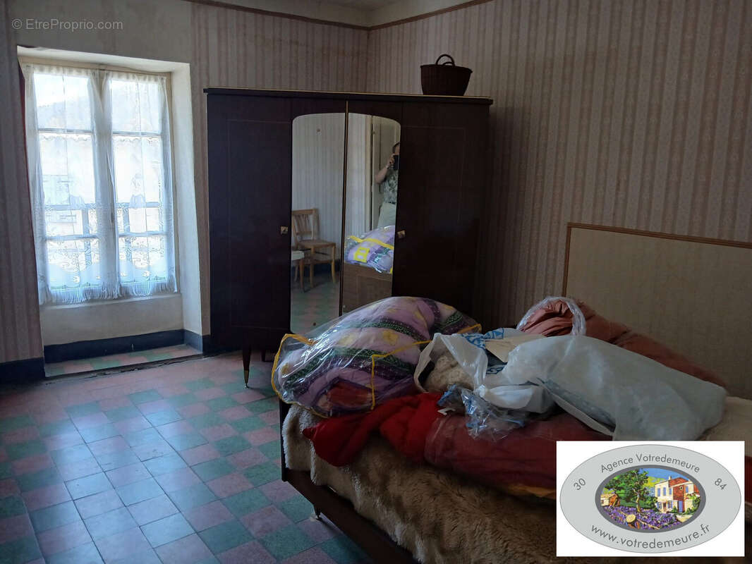 Maison 80 m² à Bagnols-Sur-Ceze  - photo 4
