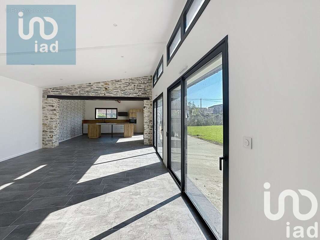 Photo 3 - Maison à GRANDCHAMPS-DES-FONTAINES