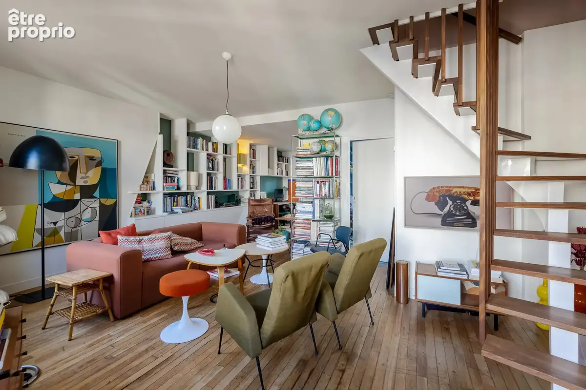 Paris 18e - LAMARCK-CAULAINCOURT / RUE FRANCOEUR - Duplex - 6 pièces - 126,42m² Carrez - 4 chambres - Balcon filant - photo 10