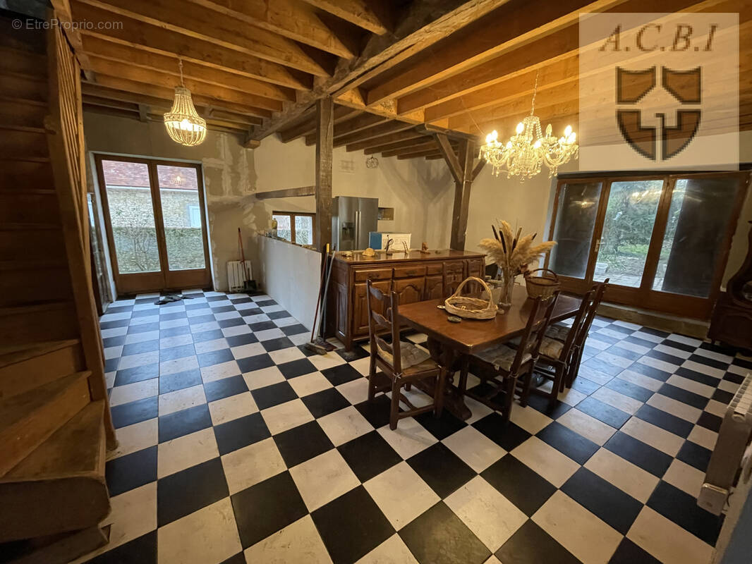 Maison à CLOYES-SUR-LE-LOIR