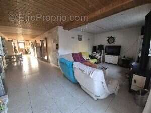 Maison à LISLE-SUR-TARN