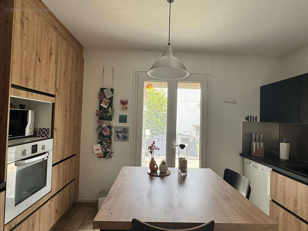 REF - CONVIVIALITÉ - CARCASSONNE - Maison - 6 pièces -100 m² - Jardin - photo 11