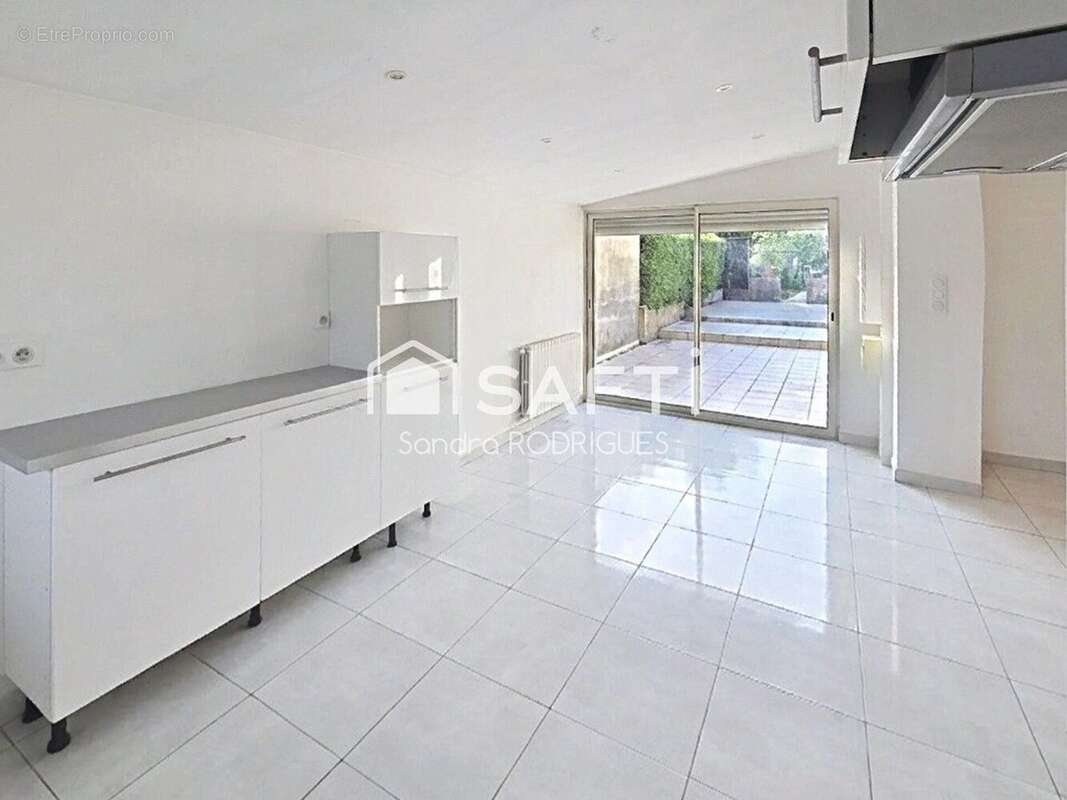 Photo 4 - Maison à CHARMES