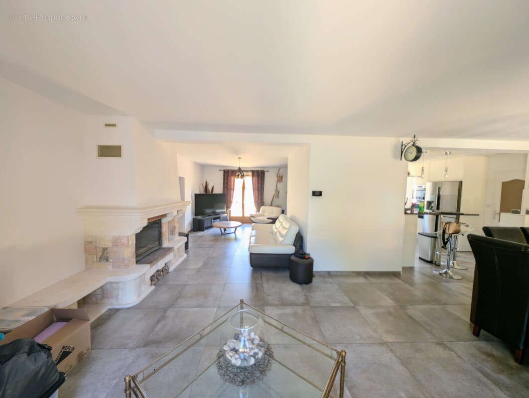 Maison 6 pièces - 142.98 m2 - LA FERTÉ ALAIS - photo 2
