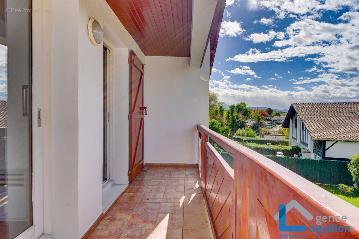 Maison 3 pieces en copropriete sur 3 niveaux avec terrasse, jardin et parking - photo 16
