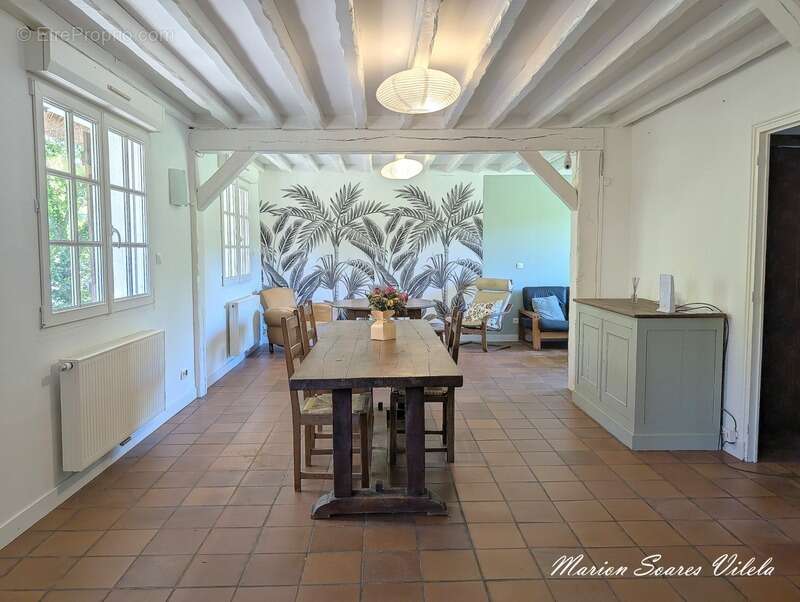 Maison à CHAUMES-EN-BRIE