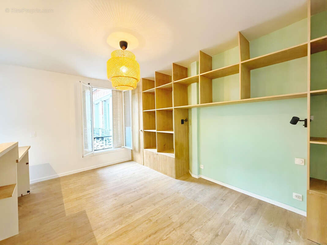 Appartement à PARIS-11E