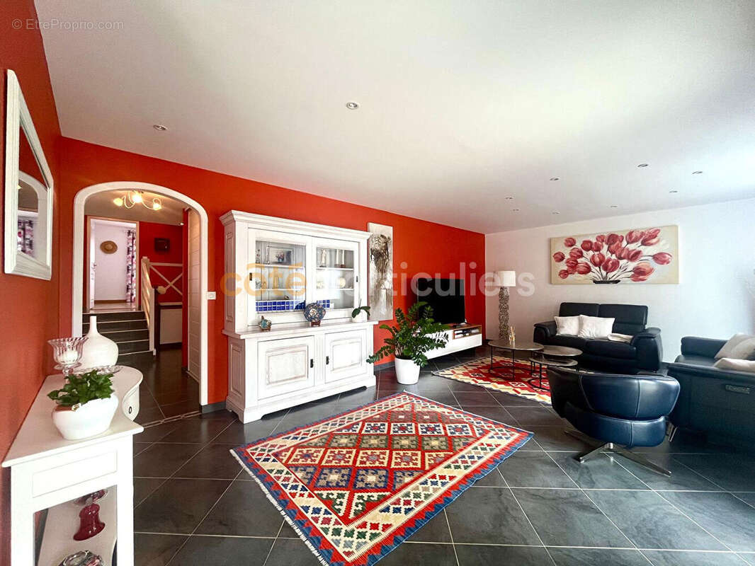 Maison à MESCHERS-SUR-GIRONDE