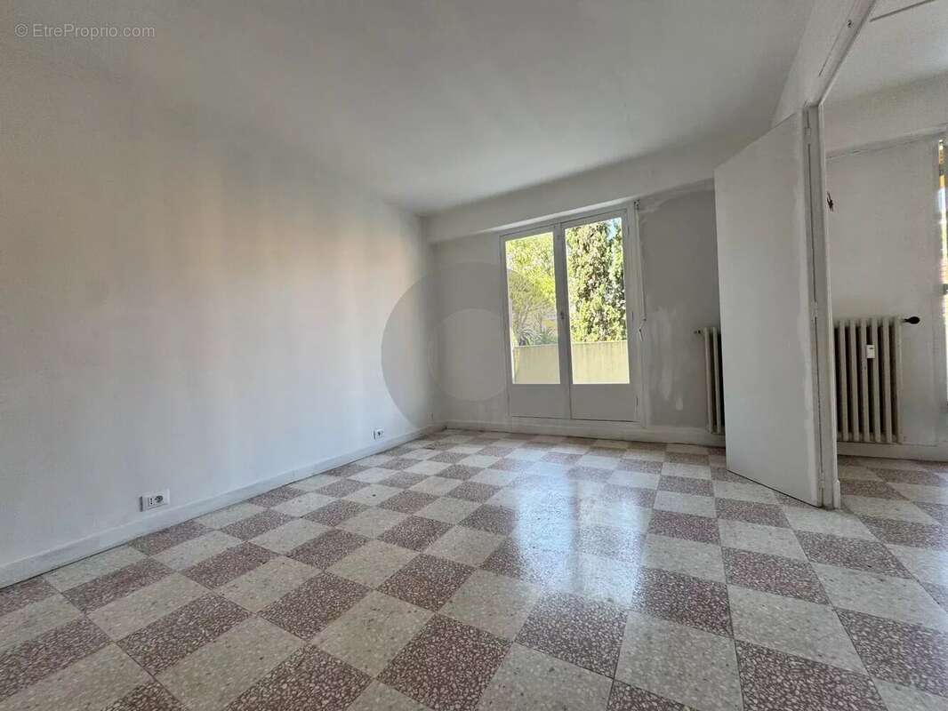 Appartement à ROQUEBRUNE-CAP-MARTIN