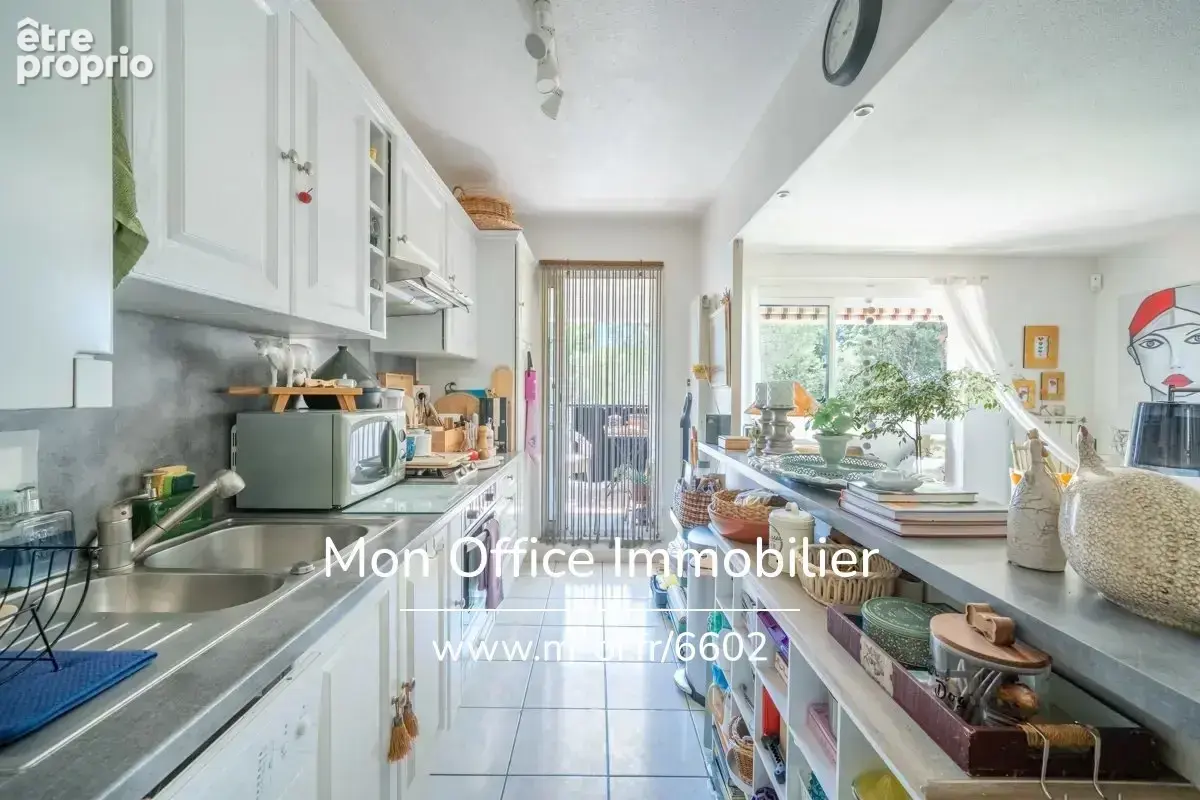 Référence : 6602-JDO - Appartement T3 lumineux avec terrasse de 12m² - photo 5