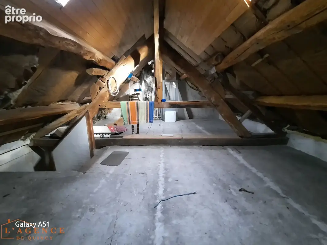 Maison de ville avec dependance et garage - photo 7