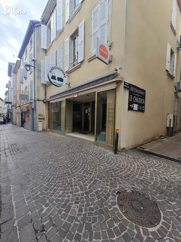 Local commercial dans les rues pietonnes de tournon - photo 12
