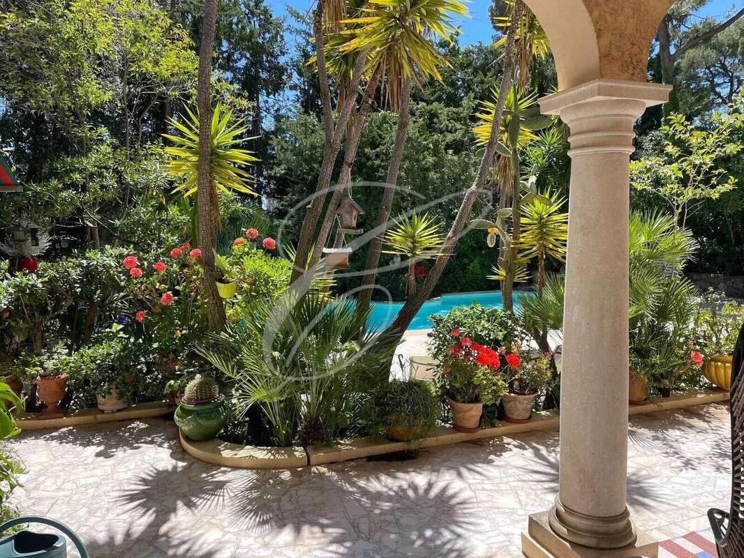 Maison à ROQUEBRUNE-CAP-MARTIN