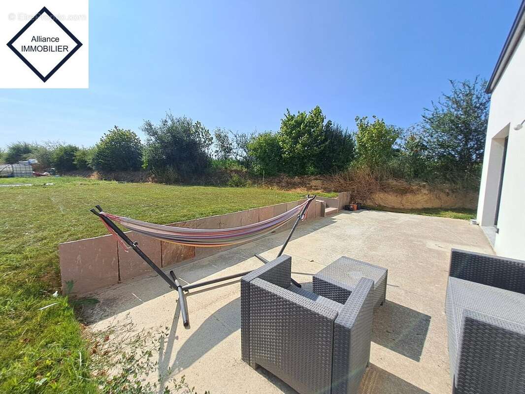 Maison 101 m² à Montauban-De-Bretagne  - photo 2