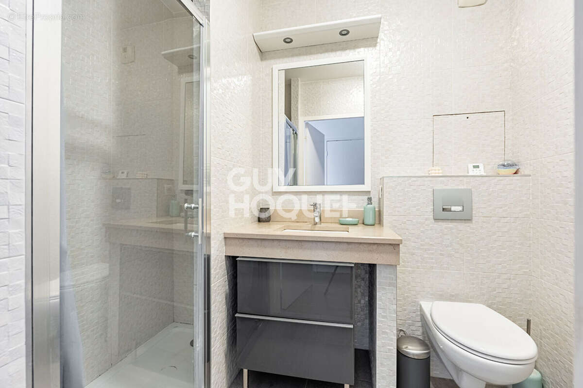 Appartement à LEVALLOIS-PERRET