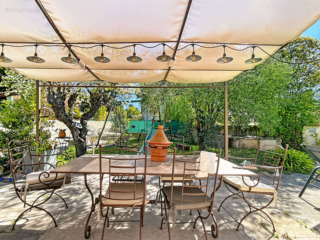 Maison à LA BOUILLADISSE