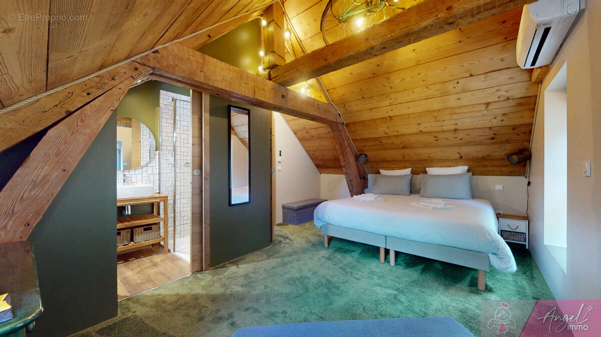 Commerce à ORCHAMPS