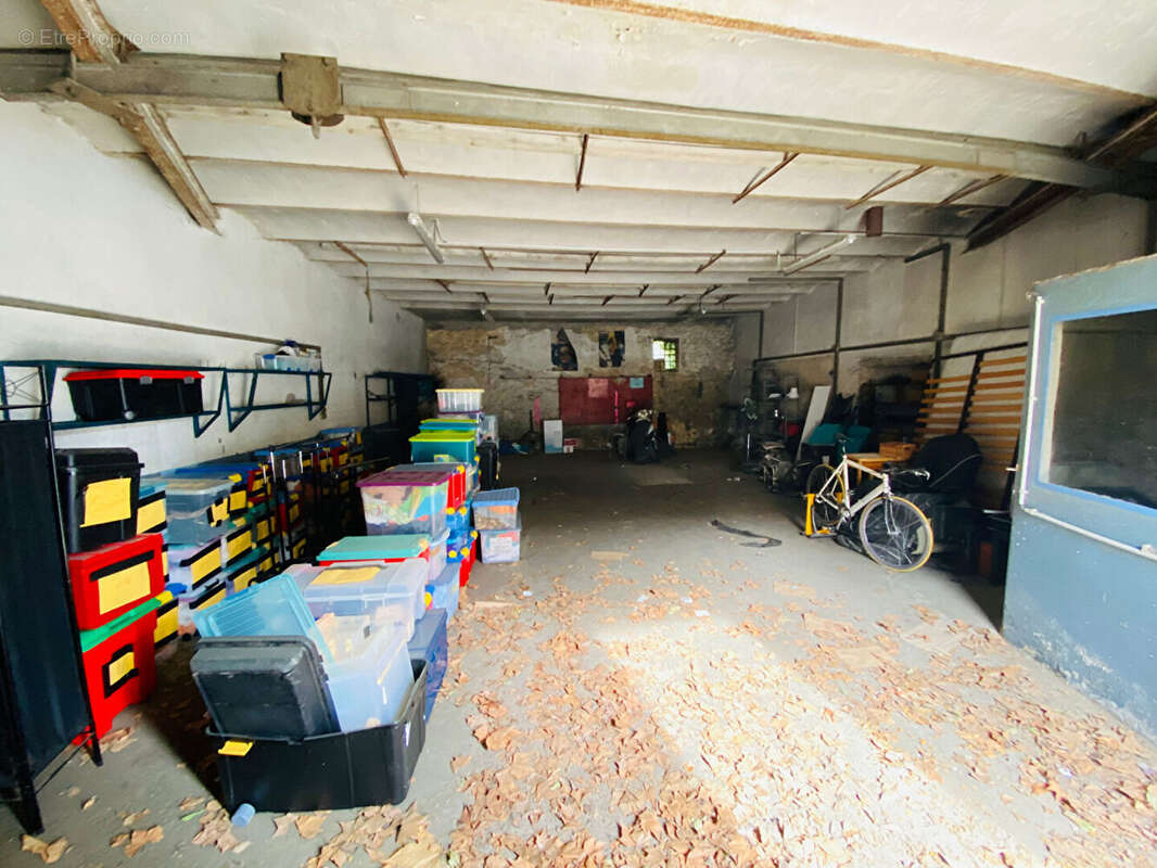 Maison à SAINT-CANNAT