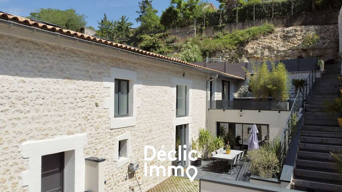 Maison à POITIERS
