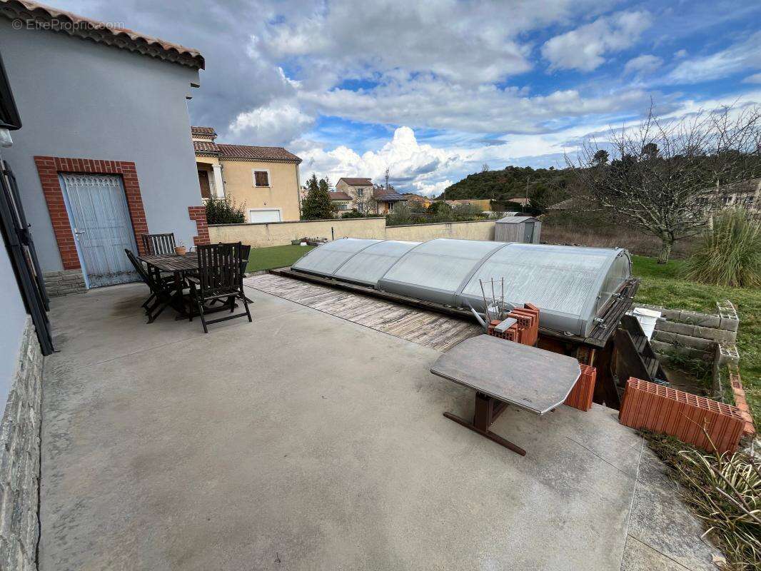 Maison à SAINT-PAUL-LE-JEUNE