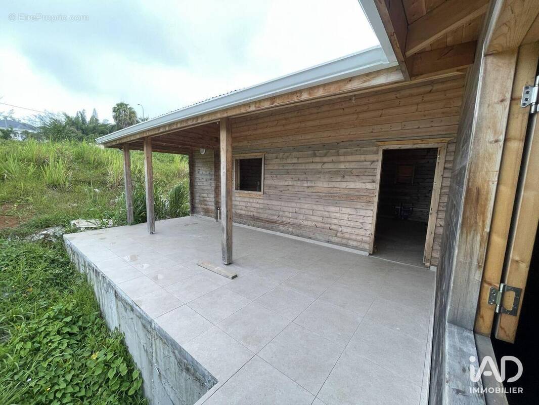 Photo 1 - Maison à PETIT-BOURG