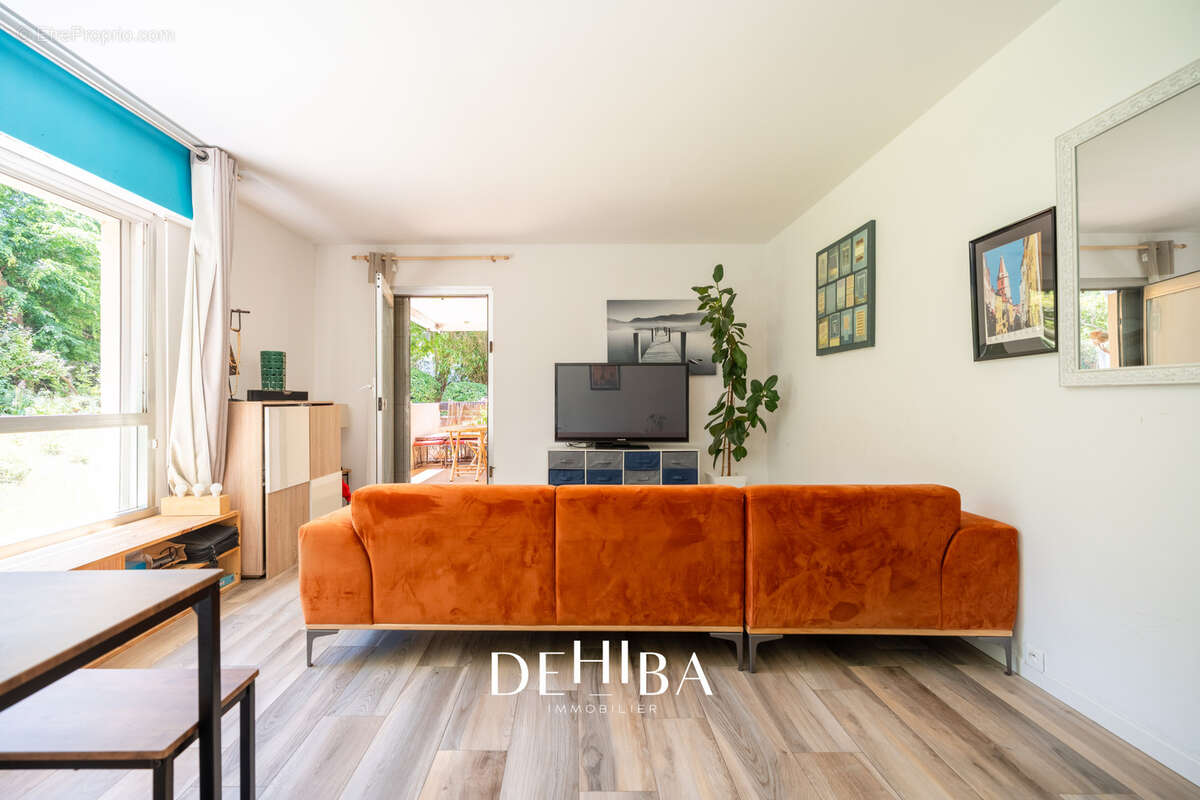 Appartement à MARSEILLE-8E