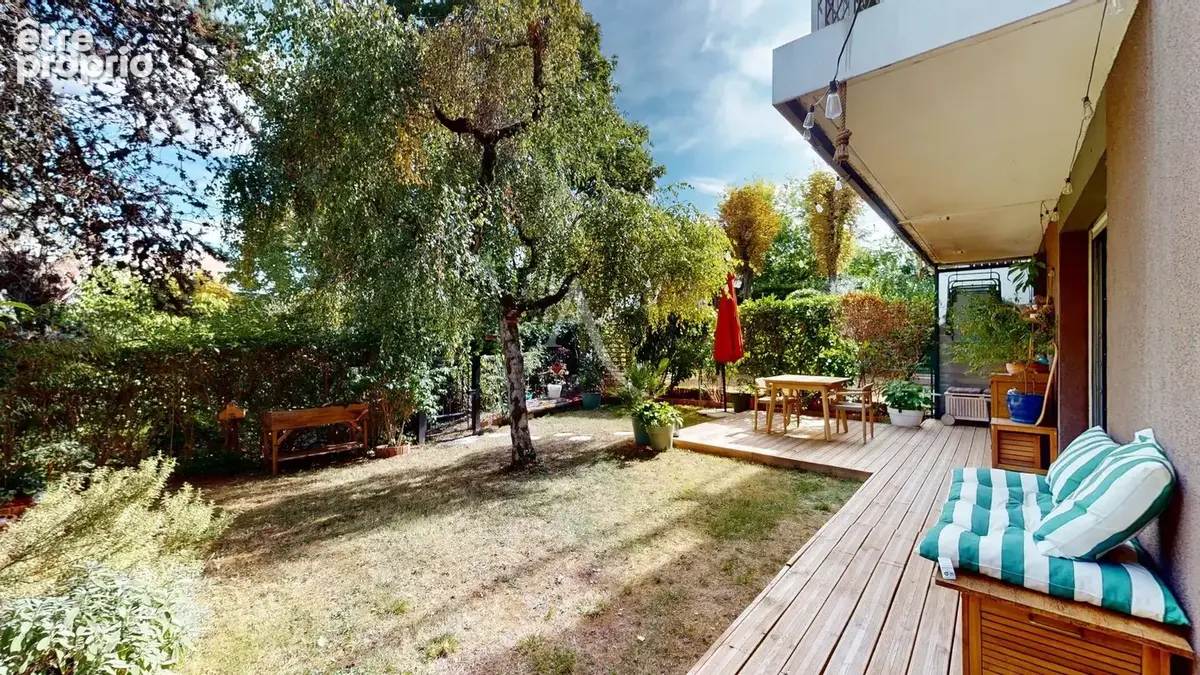 Appartement à LE PLESSIS-ROBINSON