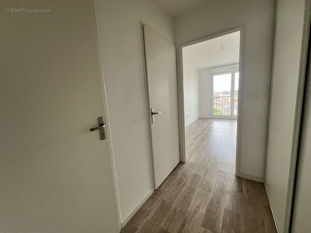 Appartement à BEZANNES