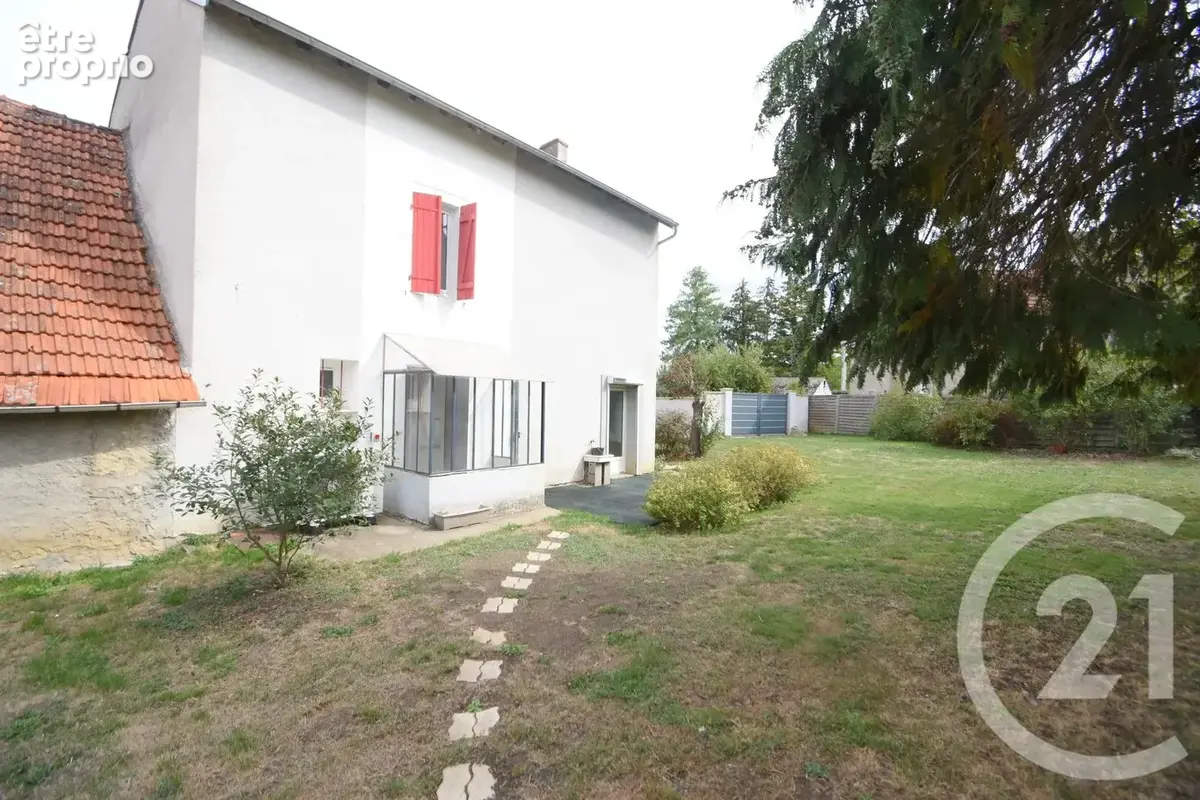 Maison 4 pièces 123 m² à vendre à Le Vernet (03200) - photo 11