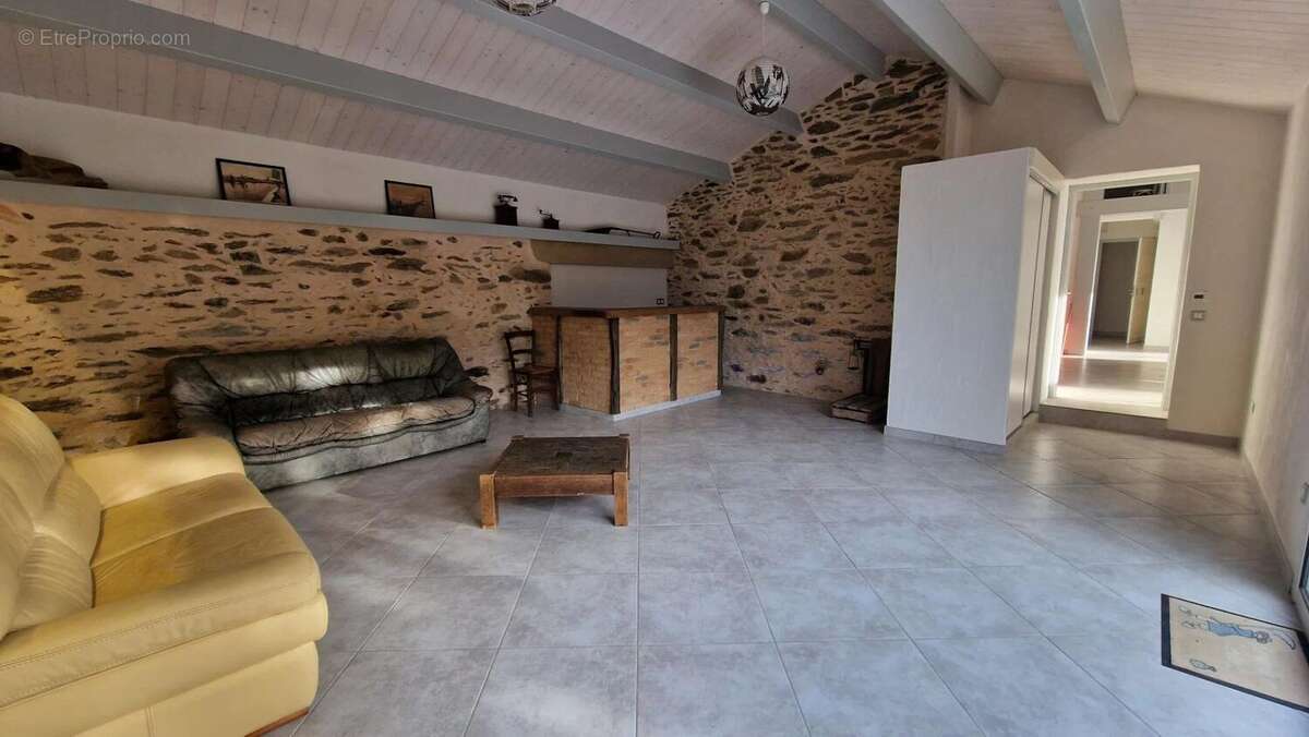 Maison à BOIS-DE-CENE