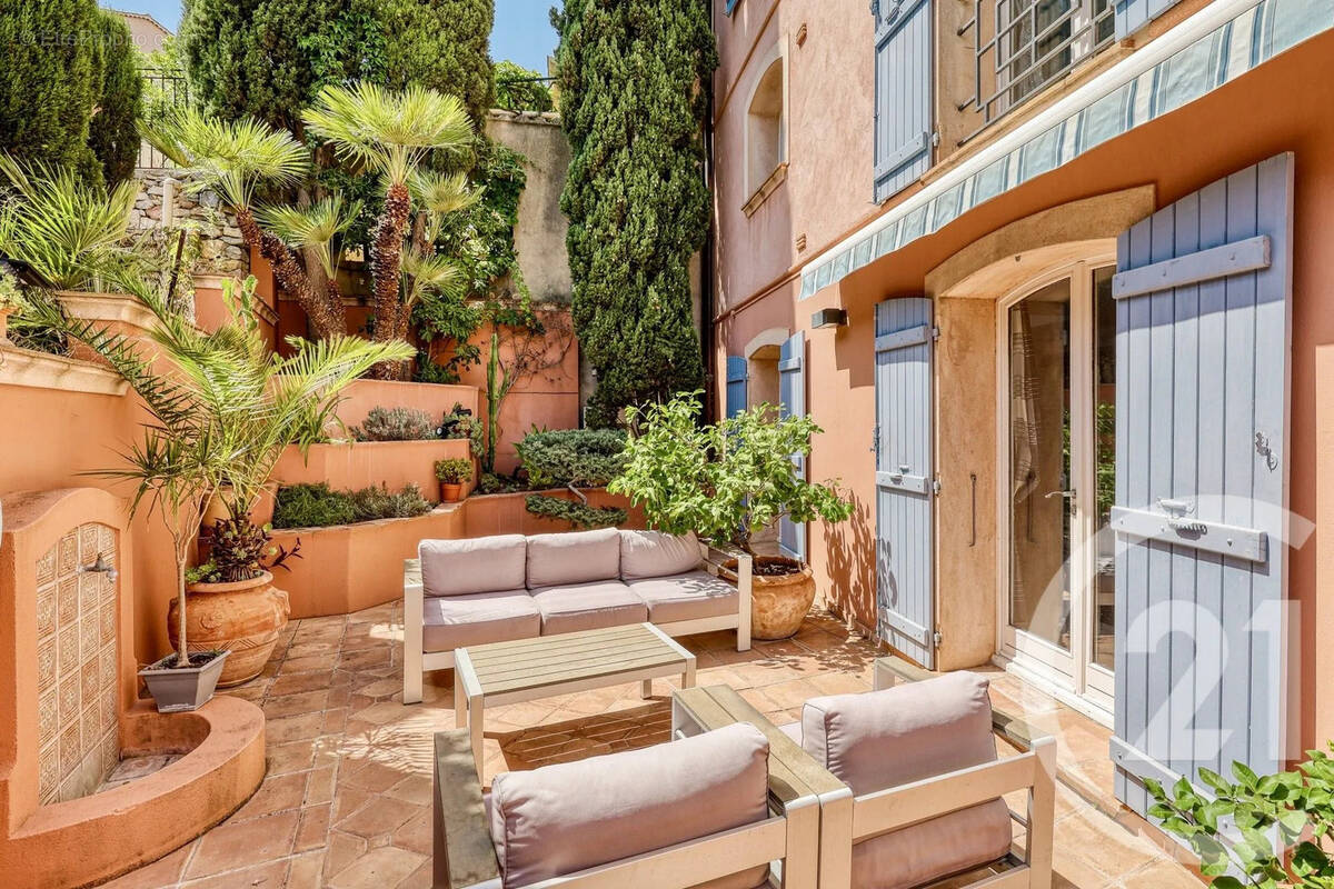 Maison à HYERES