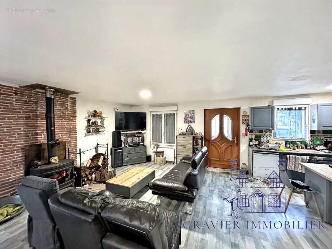 Maison à SAINT-GERMAIN-SUR-AY