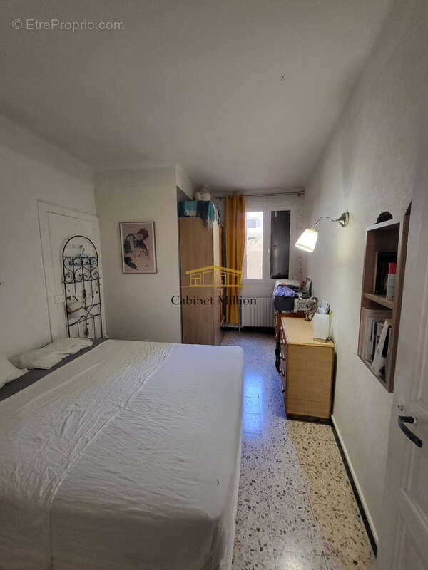 Maison à VIC-LA-GARDIOLE