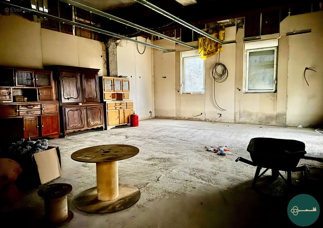 Appartement à MENIL-LA-TOUR